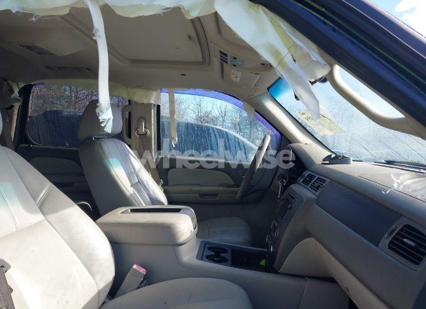 Photo 5 of 2007 Chevrolet Tahoe LT (VIN 1GNFK13047R146971)