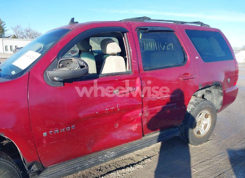 Photo 6 of 2007 Chevrolet Tahoe LT (VIN 1GNFK13047R155329)
