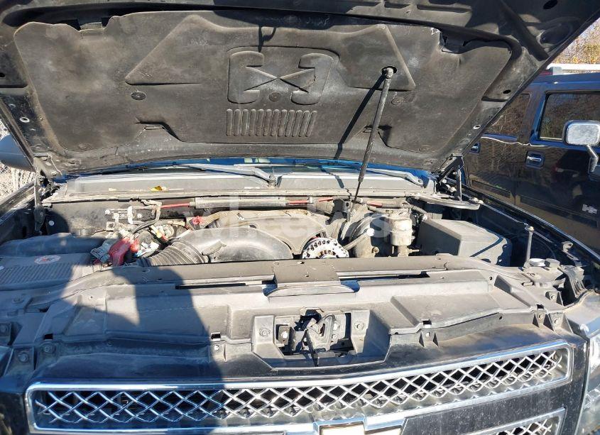 Photo 10 of 2007 Chevrolet Tahoe LTZ (VIN 1GNFK13047R159882)