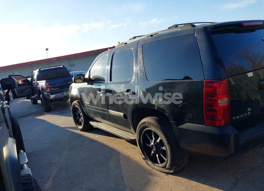 Photo 3 of 2007 Chevrolet Tahoe LTZ (VIN 1GNFK13047R159882)