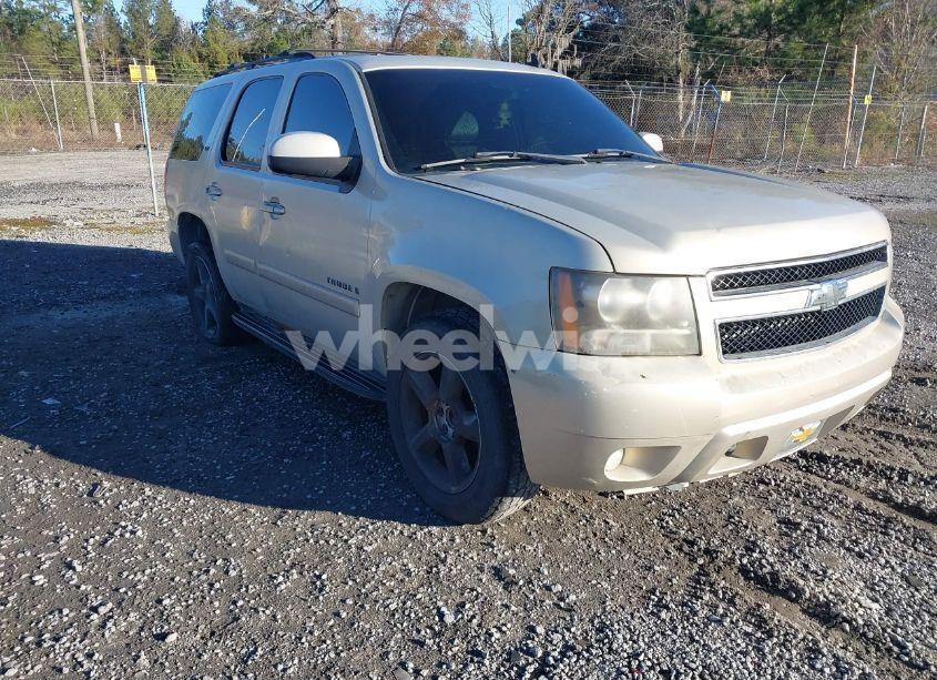 2007 Chevrolet Tahoe LTZ (VIN 1GNFK13047R203802) main photo