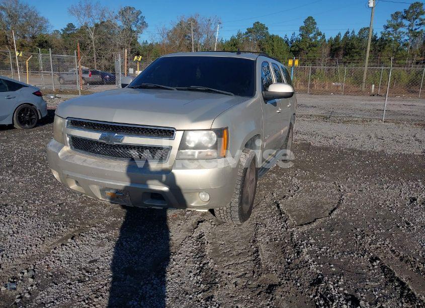 Photo 2 of 2007 Chevrolet Tahoe LTZ (VIN 1GNFK13047R203802)