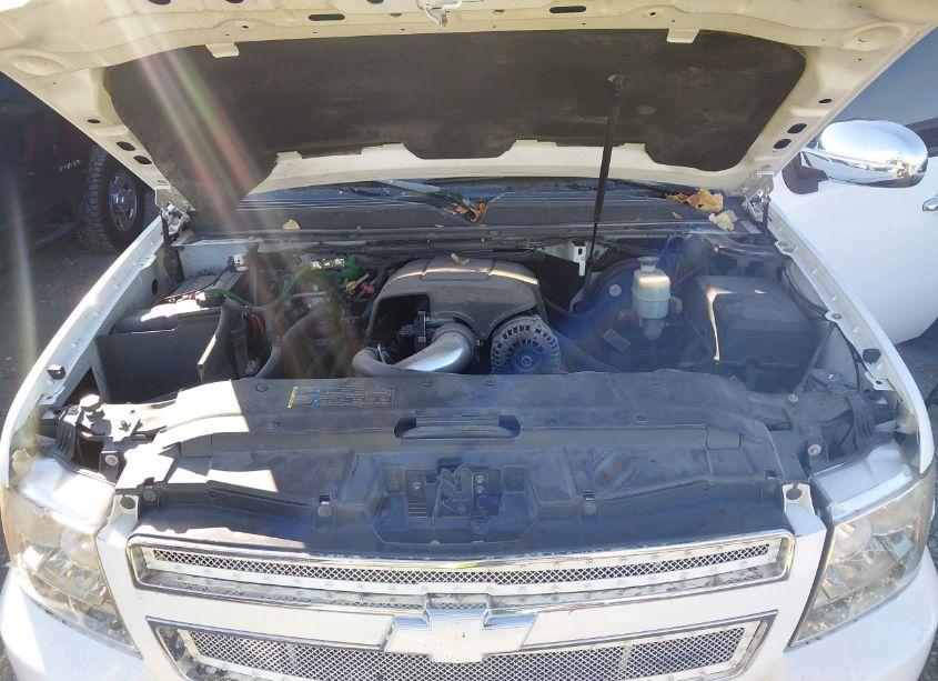 Photo 10 of 2007 Chevrolet Tahoe LT (VIN 1GNFK13047R312860)