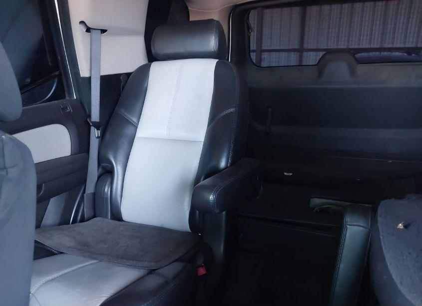 Photo 8 of 2007 Chevrolet Tahoe LT (VIN 1GNFK13047R312860)