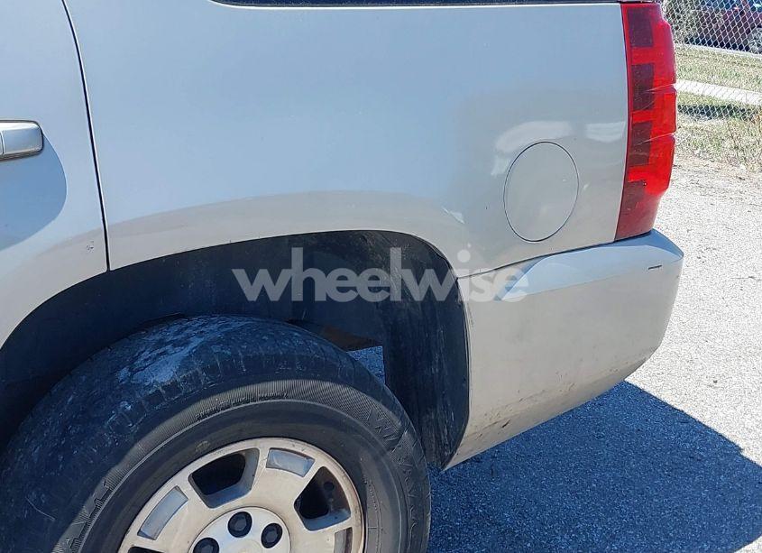 Photo 6 of 2007 Chevrolet Tahoe LT (VIN 1GNFK13047R395142)