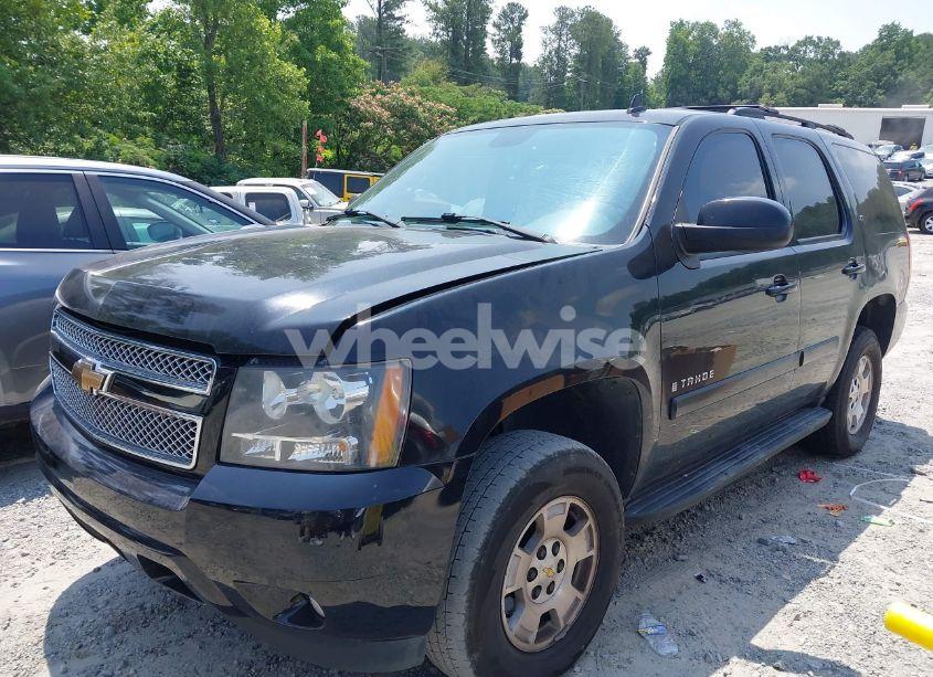 Photo 2 of 2007 Chevrolet Tahoe LT (VIN 1GNFK13047R418094)