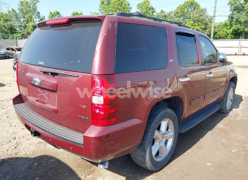 Photo 4 of 2008 Chevrolet Tahoe LTZ (VIN 1GNFK13048J105403)
