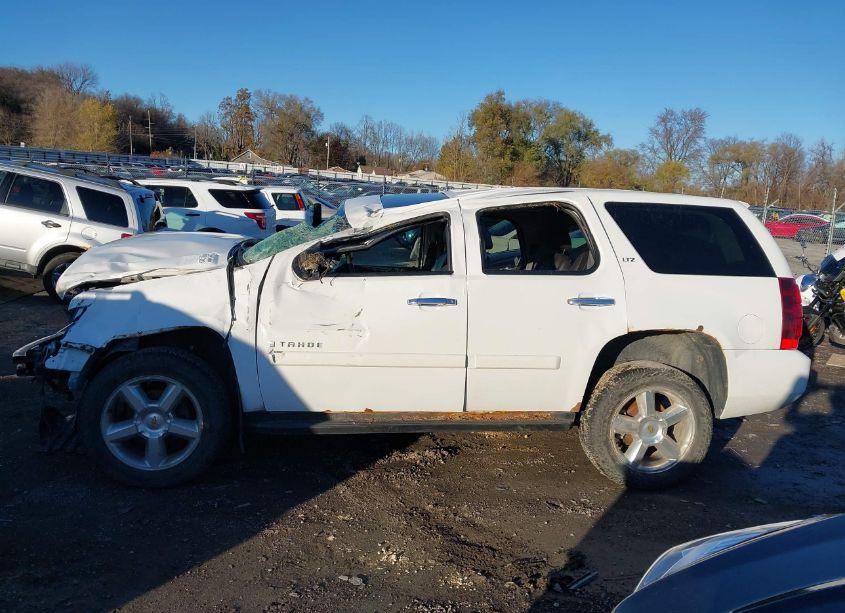 Photo 15 of 2008 Chevrolet Tahoe LTZ (VIN 1GNFK13048R105449)