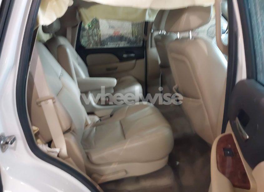 Photo 8 of 2008 Chevrolet Tahoe LTZ (VIN 1GNFK13048R133915)