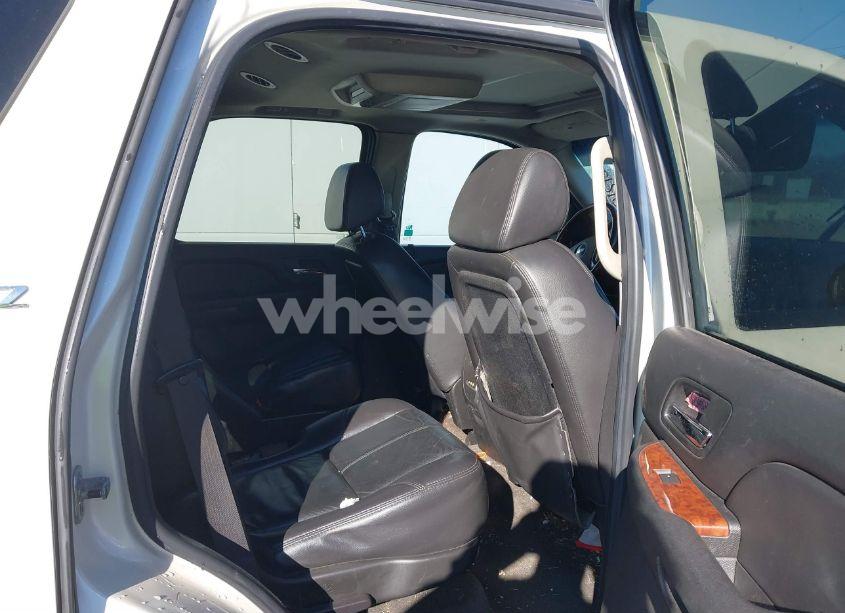 Photo 8 of 2008 Chevrolet Tahoe LTZ (VIN 1GNFK13048R224974)