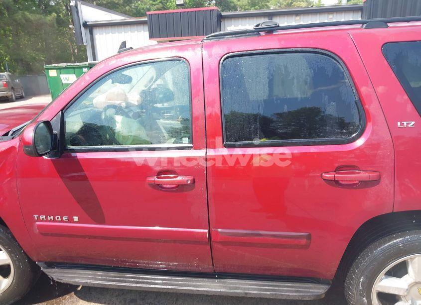 Photo 14 of 2007 Chevrolet Tahoe LTZ (VIN 1GNFK13057J135119)