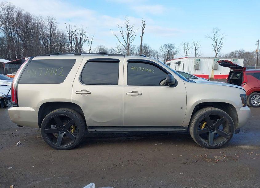 Photo 13 of 2007 Chevrolet Tahoe LT (VIN 1GNFK13057R127152)
