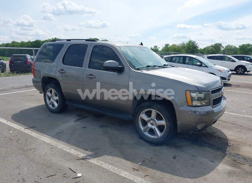 2007 Chevrolet Tahoe LT (VIN 1GNFK13057R189098) main photo
