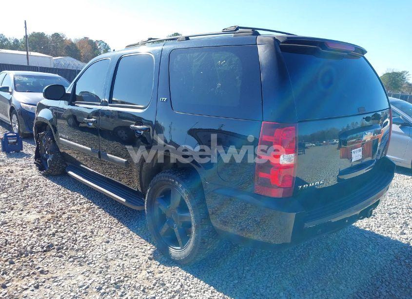 Photo 3 of 2007 Chevrolet Tahoe LTZ (VIN 1GNFK13057R192776)