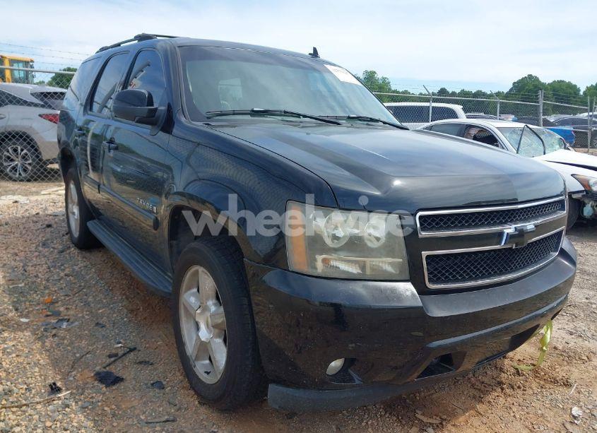 2007 Chevrolet Tahoe LTZ (VIN 1GNFK13057R237666) main photo