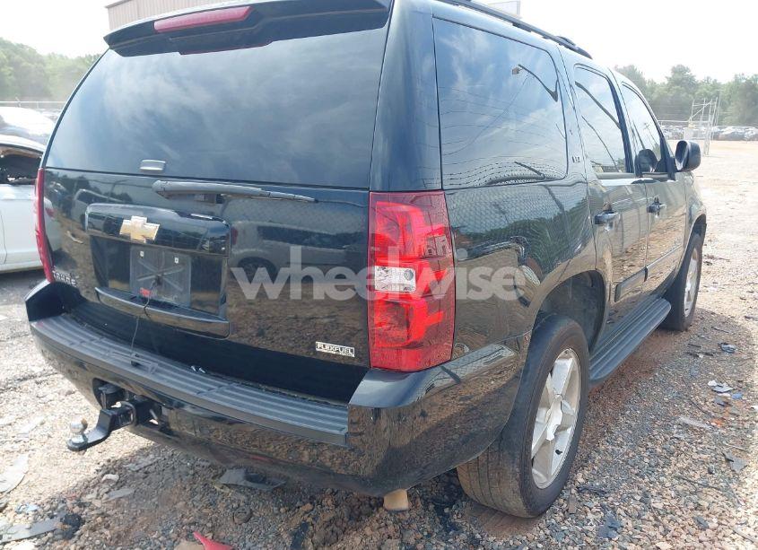 Photo 4 of 2007 Chevrolet Tahoe LTZ (VIN 1GNFK13057R237666)