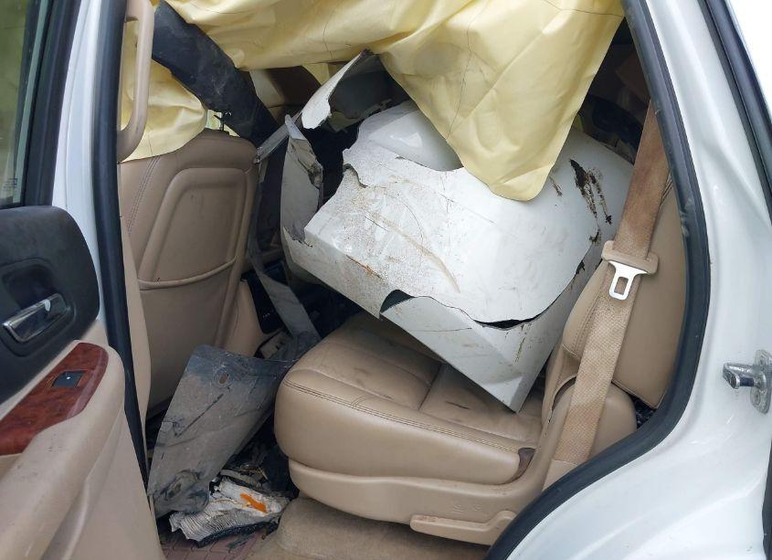 Photo 8 of 2007 Chevrolet Tahoe LTZ (VIN 1GNFK13057R250014)