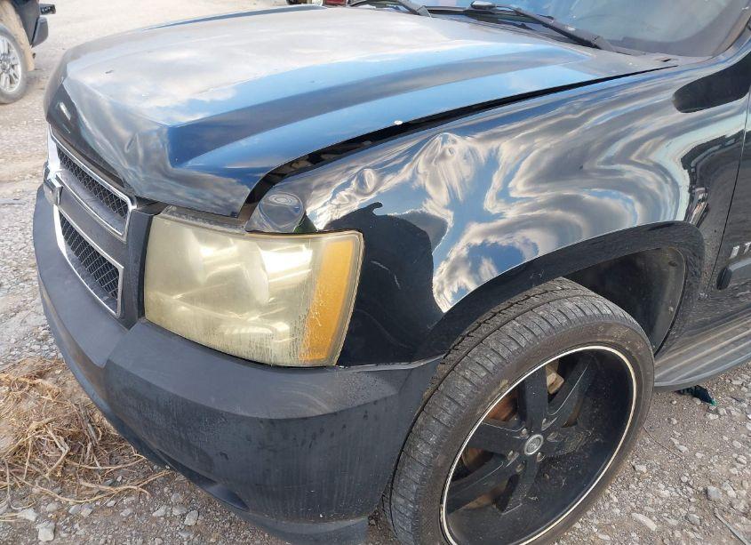 Photo 6 of 2007 Chevrolet Tahoe LT (VIN 1GNFK13057R286334)
