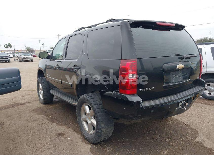 Photo 3 of 2007 Chevrolet Tahoe LT (VIN 1GNFK13057R366362)