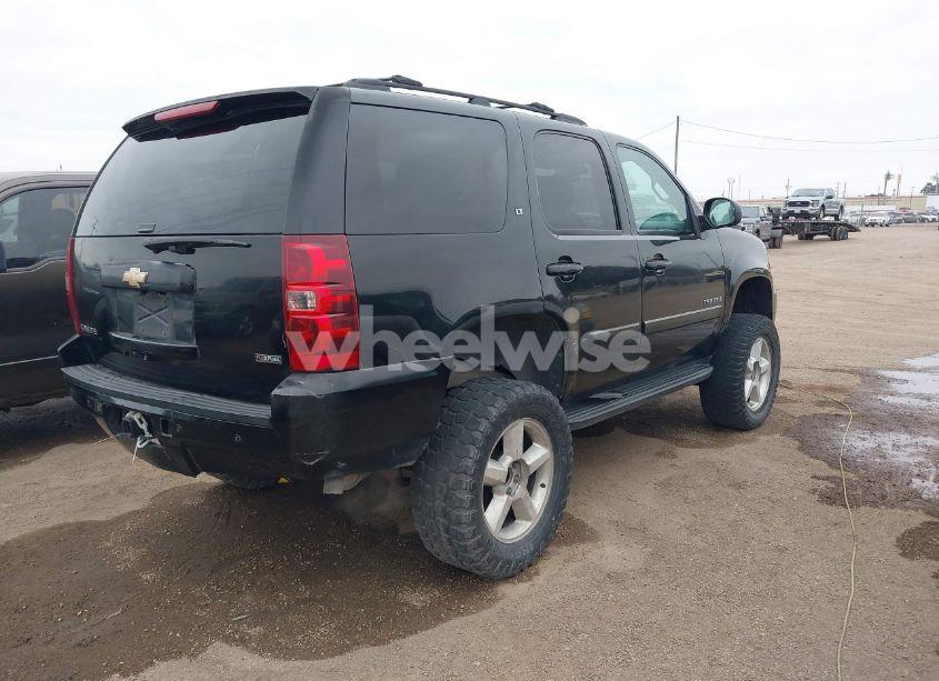 Photo 4 of 2007 Chevrolet Tahoe LT (VIN 1GNFK13057R366362)