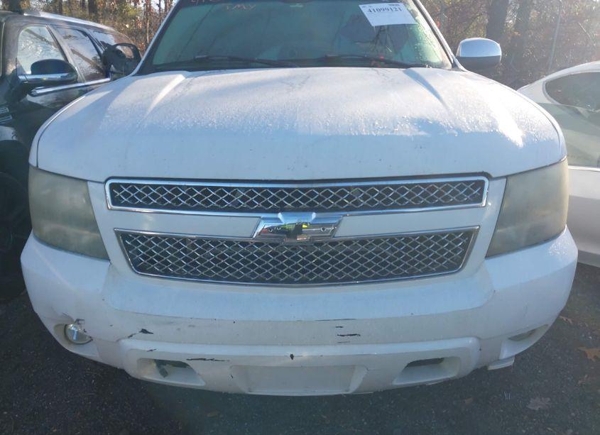 Photo 6 of 2008 Chevrolet Tahoe LTZ (VIN 1GNFK13058R112202)