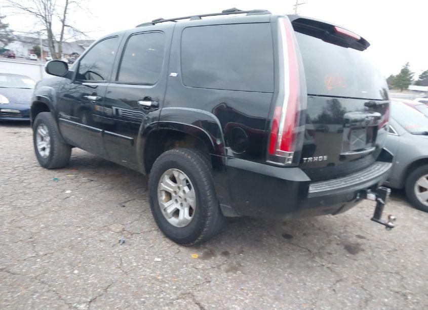 Photo 3 of 2008 Chevrolet Tahoe LT (VIN 1GNFK13058R143661)