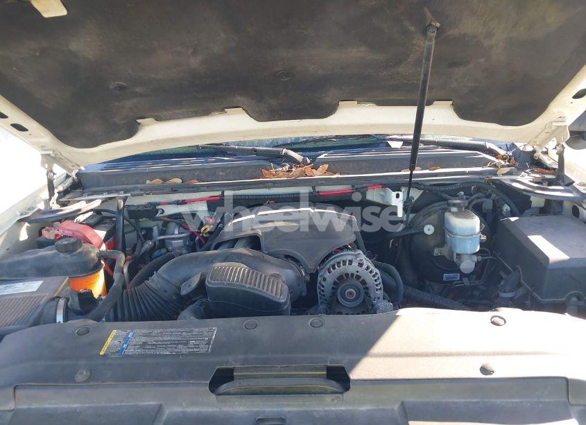 Photo 10 of 2008 Chevrolet Tahoe LTZ (VIN 1GNFK13058R201042)