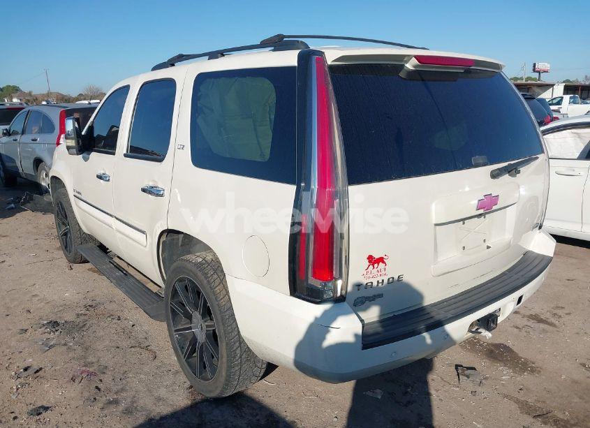 Photo 3 of 2008 Chevrolet Tahoe LTZ (VIN 1GNFK13058R201042)