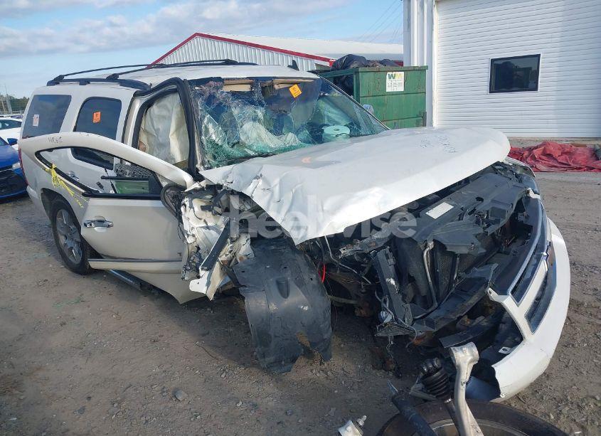 2008 Chevrolet Tahoe LTZ (VIN 1GNFK13058R201798) main photo