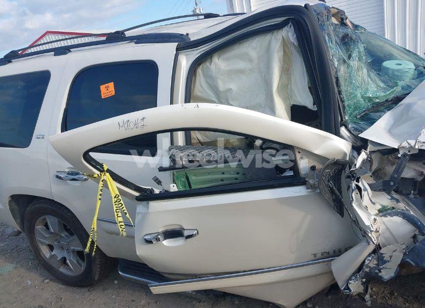 Photo 14 of 2008 Chevrolet Tahoe LTZ (VIN 1GNFK13058R201798)