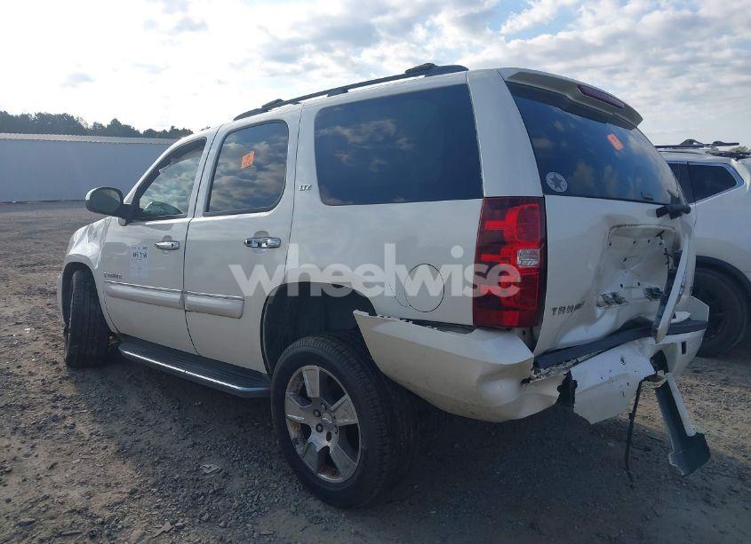Photo 3 of 2008 Chevrolet Tahoe LTZ (VIN 1GNFK13058R201798)