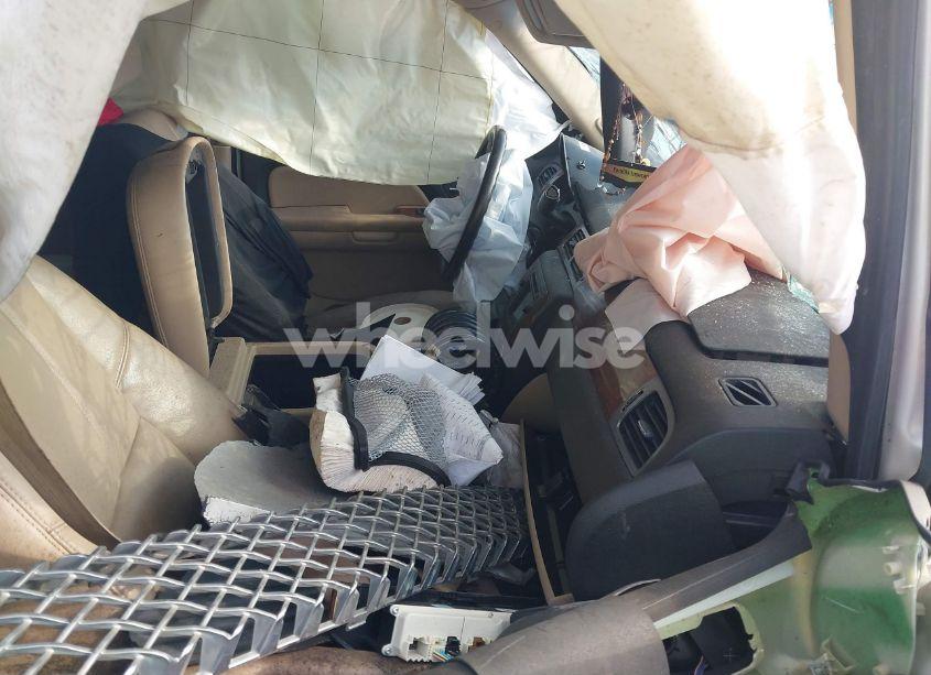 Photo 5 of 2008 Chevrolet Tahoe LTZ (VIN 1GNFK13058R201798)