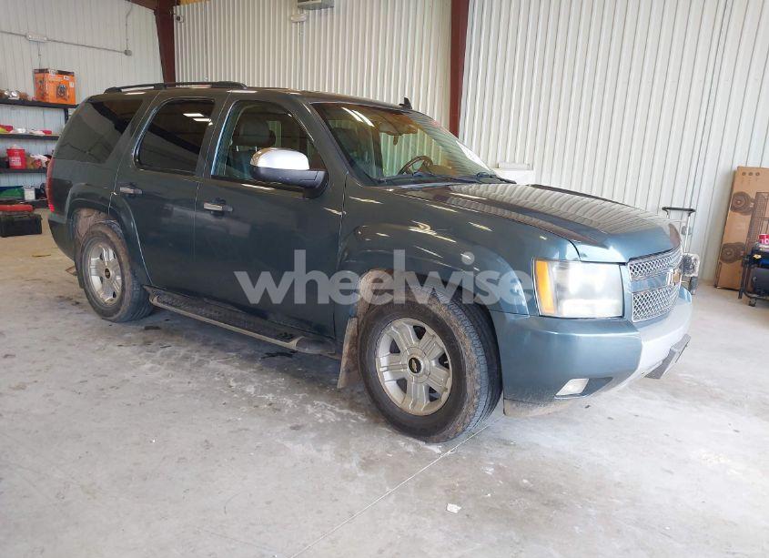 2008 Chevrolet Tahoe LT (VIN 1GNFK13058R244098) main photo