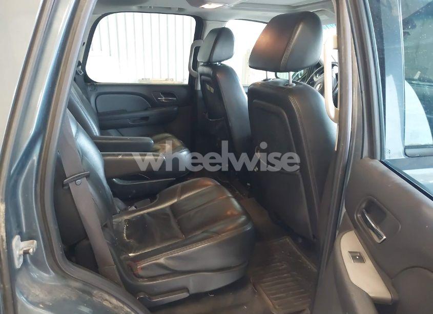 Photo 8 of 2008 Chevrolet Tahoe LT (VIN 1GNFK13058R244098)