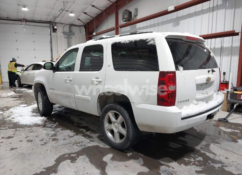 Photo 3 of 2007 Chevrolet Tahoe LT (VIN 1GNFK13067J300286)