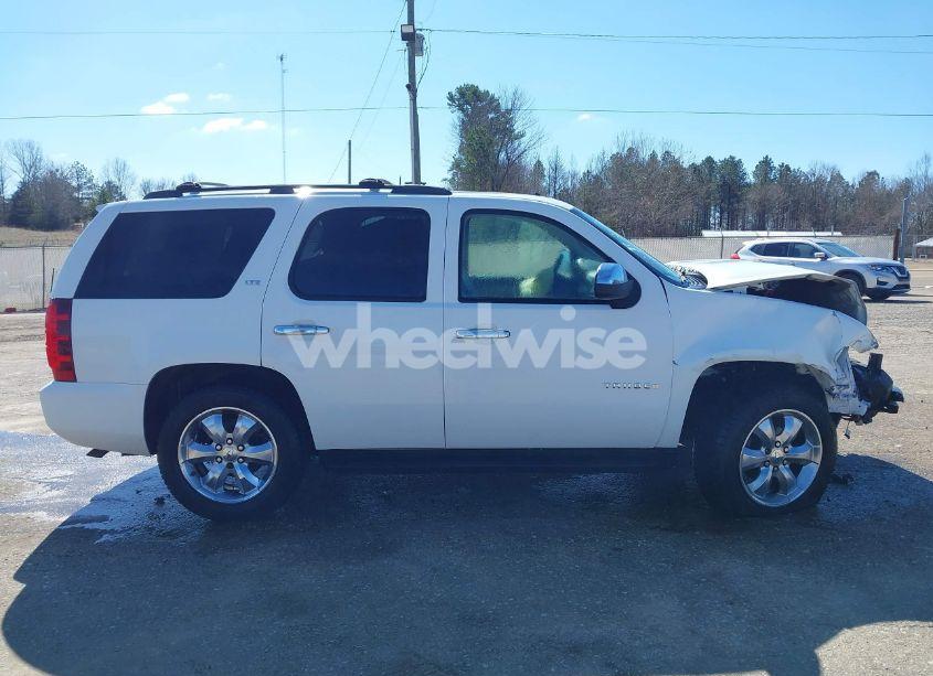 Photo 14 of 2007 Chevrolet Tahoe LTZ (VIN 1GNFK13067J321431)
