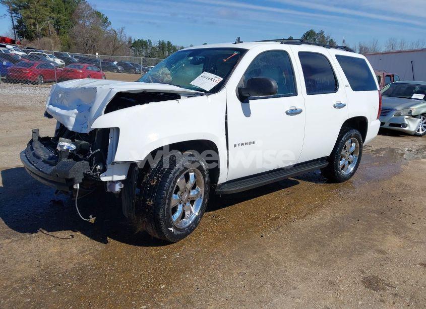 Photo 2 of 2007 Chevrolet Tahoe LTZ (VIN 1GNFK13067J321431)