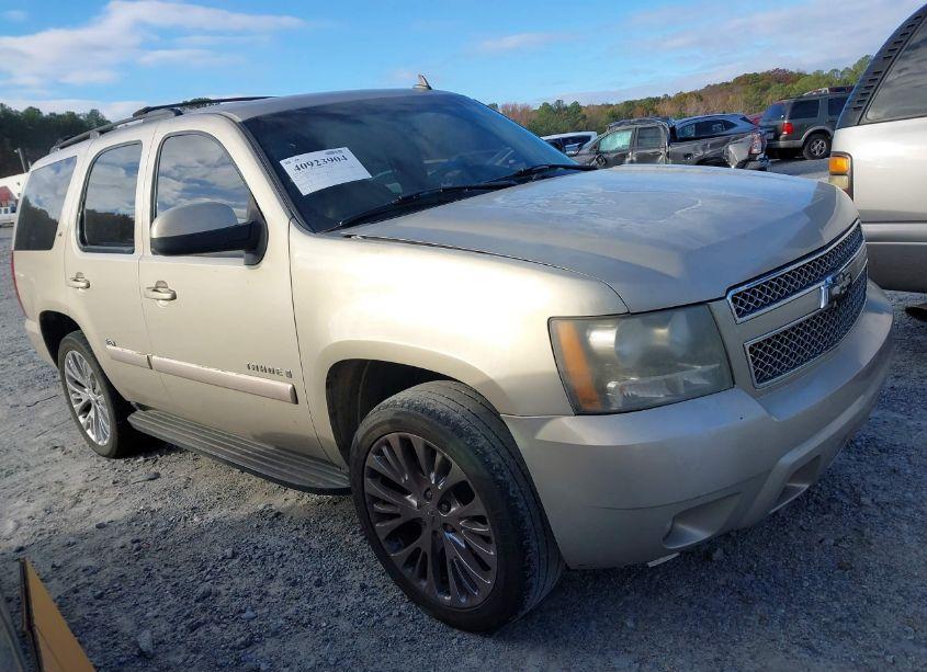 2007 Chevrolet Tahoe LT (VIN 1GNFK13067J333935) main photo