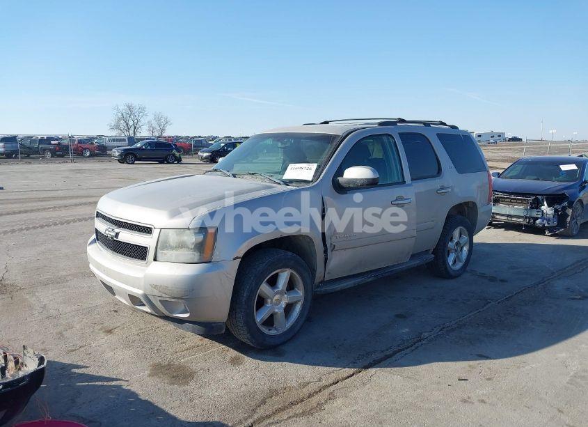 Photo 2 of 2007 Chevrolet Tahoe LT (VIN 1GNFK13067J344630)