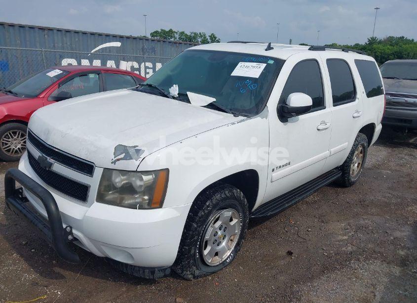 Photo 6 of 2007 Chevrolet Tahoe LT (VIN 1GNFK13067J387137)