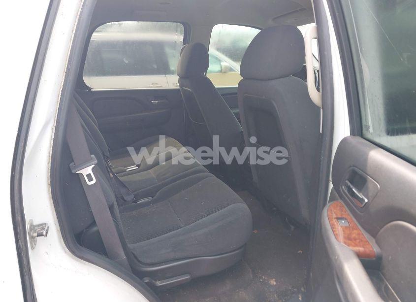 Photo 8 of 2007 Chevrolet Tahoe LT (VIN 1GNFK13067J387137)