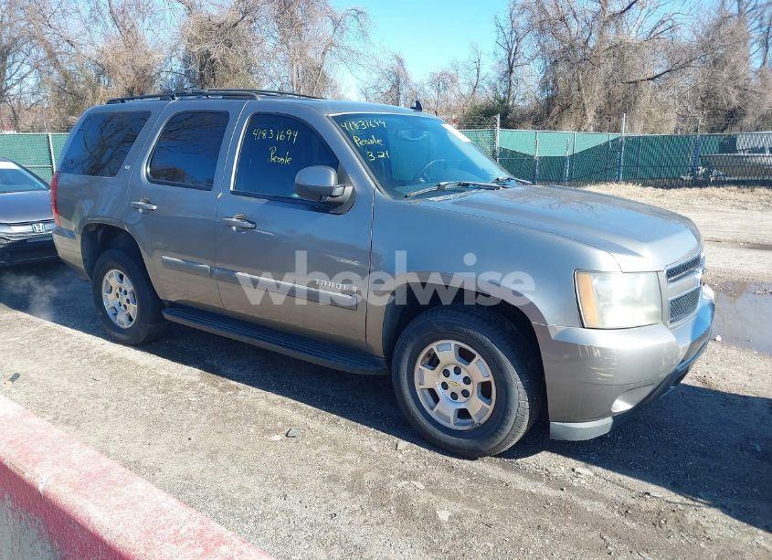 2007 Chevrolet Tahoe LT (VIN 1GNFK13067R294751) main photo