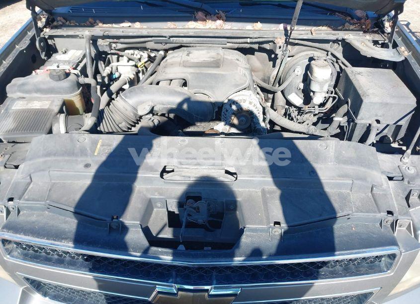 Photo 10 of 2007 Chevrolet Tahoe LT (VIN 1GNFK13067R294751)