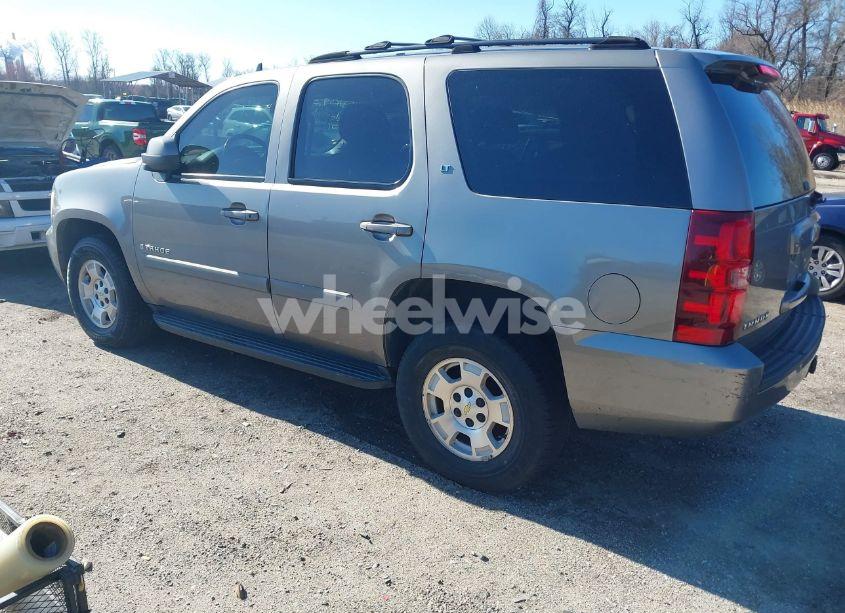 Photo 3 of 2007 Chevrolet Tahoe LT (VIN 1GNFK13067R294751)