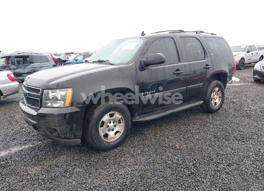 Photo 2 of 2007 Chevrolet Tahoe LT (VIN 1GNFK13067R391027)