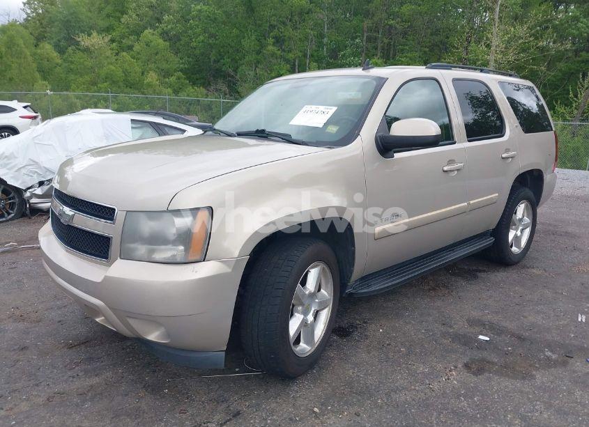 Photo 2 of 2008 Chevrolet Tahoe LT (VIN 1GNFK13068J200948)