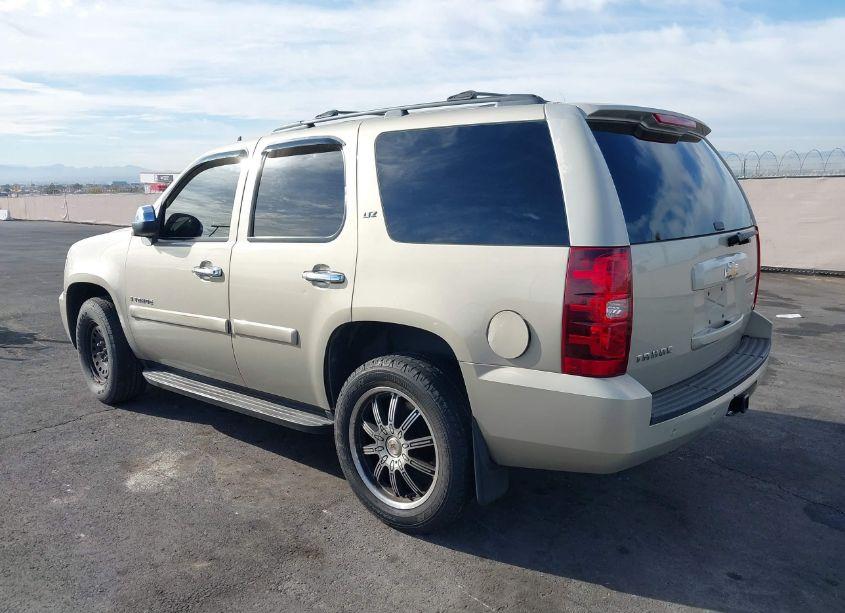 Photo 3 of 2008 Chevrolet Tahoe LTZ (VIN 1GNFK13068J209164)
