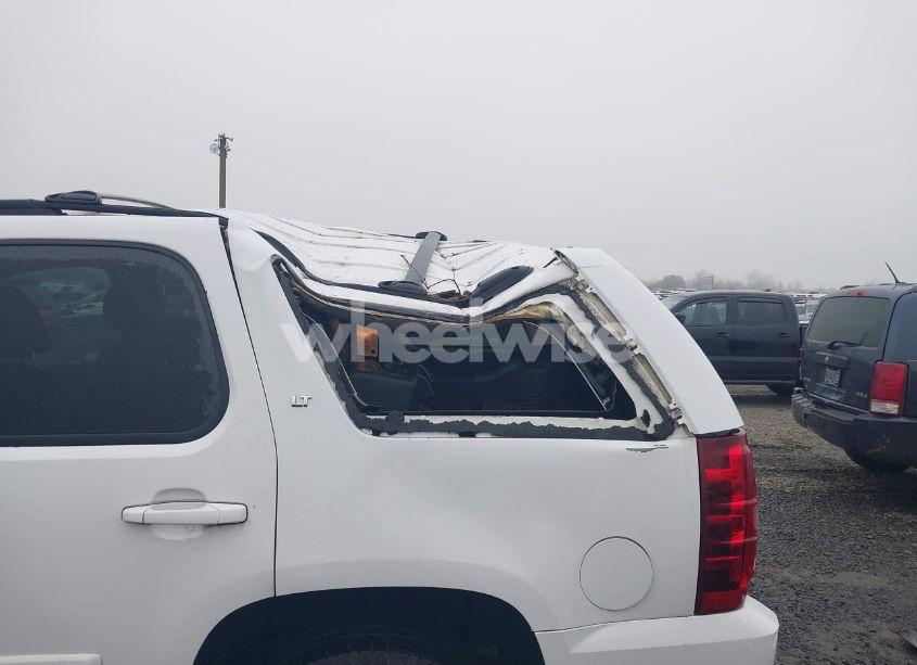 Photo 6 of 2008 Chevrolet Tahoe LT (VIN 1GNFK13068R100382)