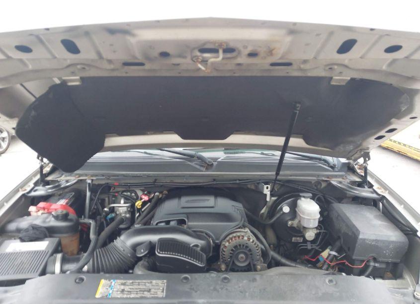 Photo 10 of 2008 Chevrolet Tahoe LS (VIN 1GNFK13068R135925)