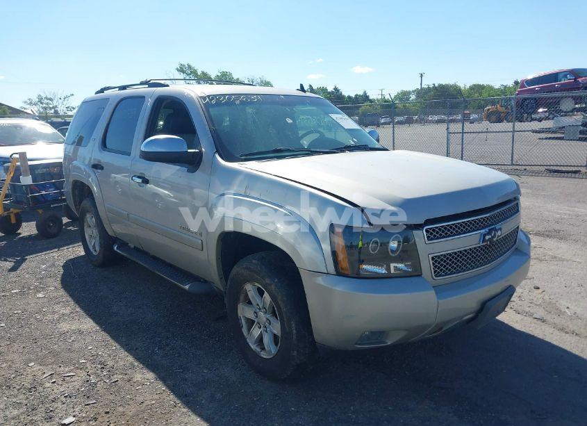 2008 Chevrolet Tahoe LT (VIN 1GNFK13068R199656) main photo